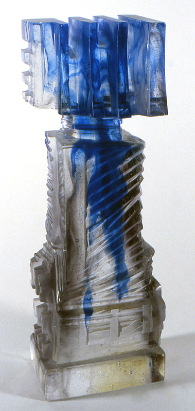Arcane, Modèle de 1985 réf. 388AEL. 09/1987 dimensions 10x7x28 cm Photo Gilles de Chabaneix