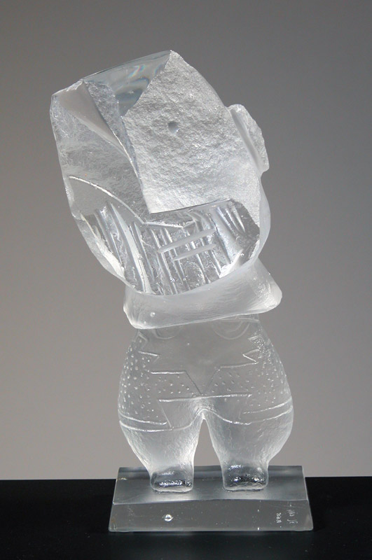 L'Aztèque, Sculpture de Jean-Yves Gosti réf. 050605. épreuve 1/8. 06/2005 dimensions 13x11x28 cm